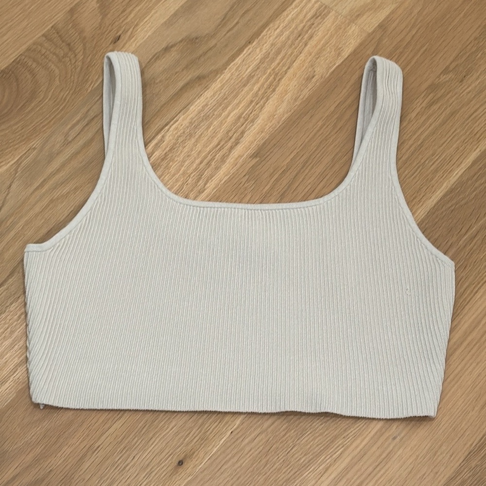 Aritzia Babaton Sculpt Knit Square Neck Cropped Tank Size Large